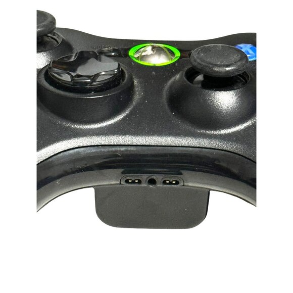 Microsoft Xbox 360 OEM Wireless Controller Black Un-Tested (Lights Up) - Picture 6 of 10